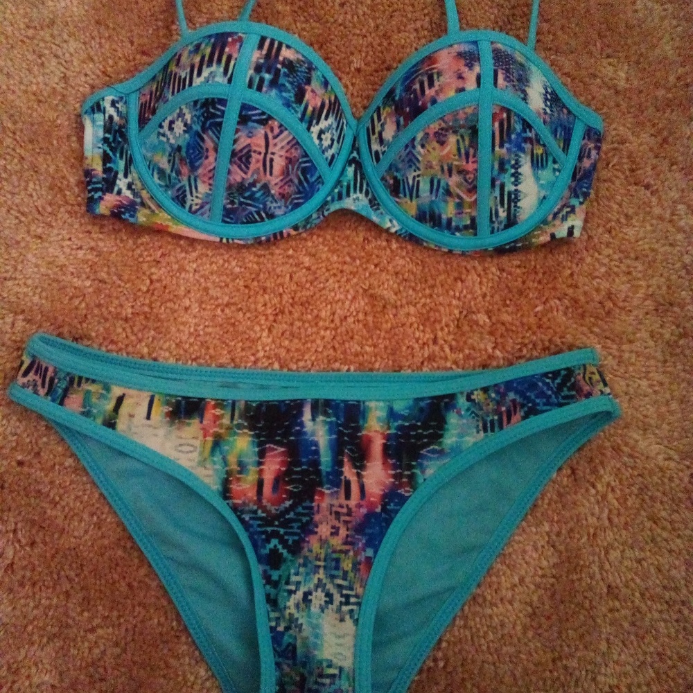 bikini conjunto